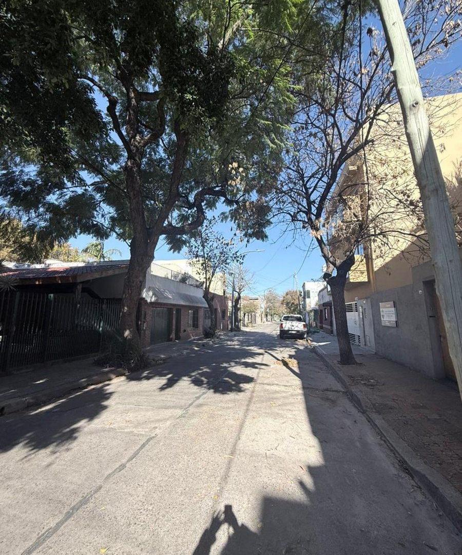 Foto de VENTA LOTE VERSALLES, imagen 3