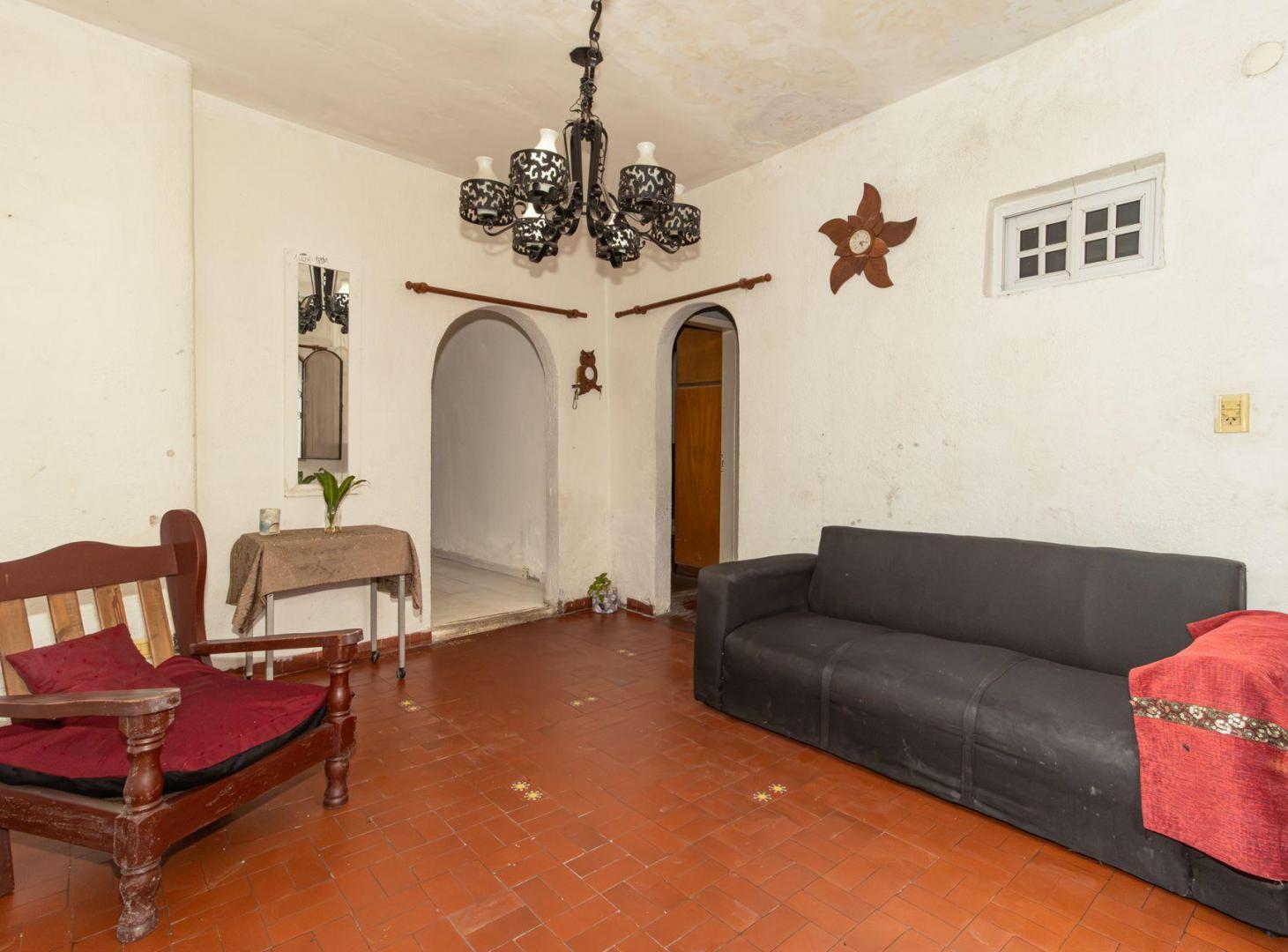 Foto de VENTA CASA 3 AMB.LOS POLVORINES C LOCAL Y COCHERA, imagen 3