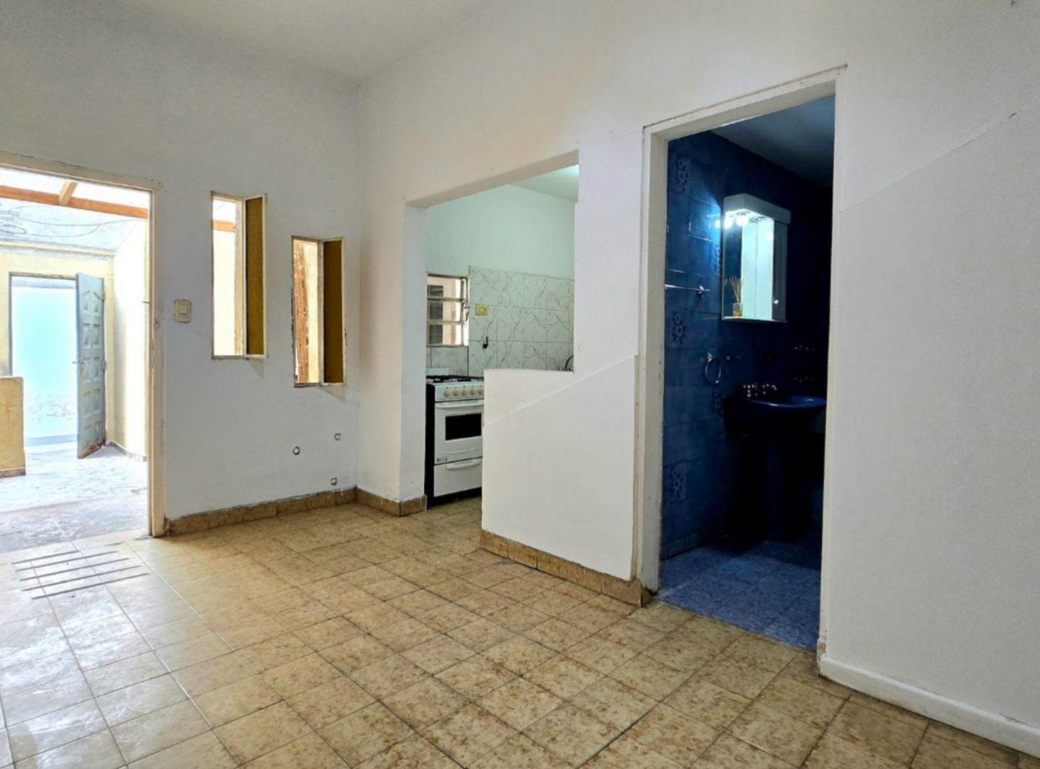 Foto de PH EN BLOCK VENTA 4 AMB VILLA BOSCH CON PATIO, imagen 3