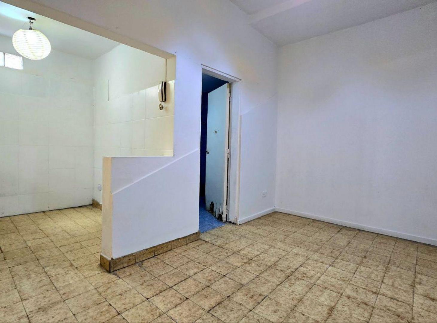 Foto de PH EN BLOCK VENTA 4 AMB VILLA BOSCH CON PATIO, imagen 4