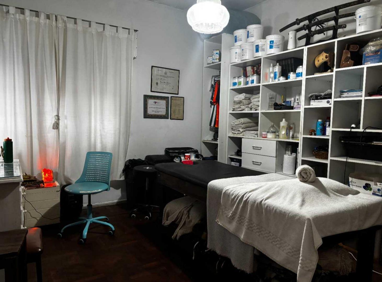 Foto de VENTA PH 2 AMB. CON 2 PATIOS EN PB - CASEROS, imagen 4