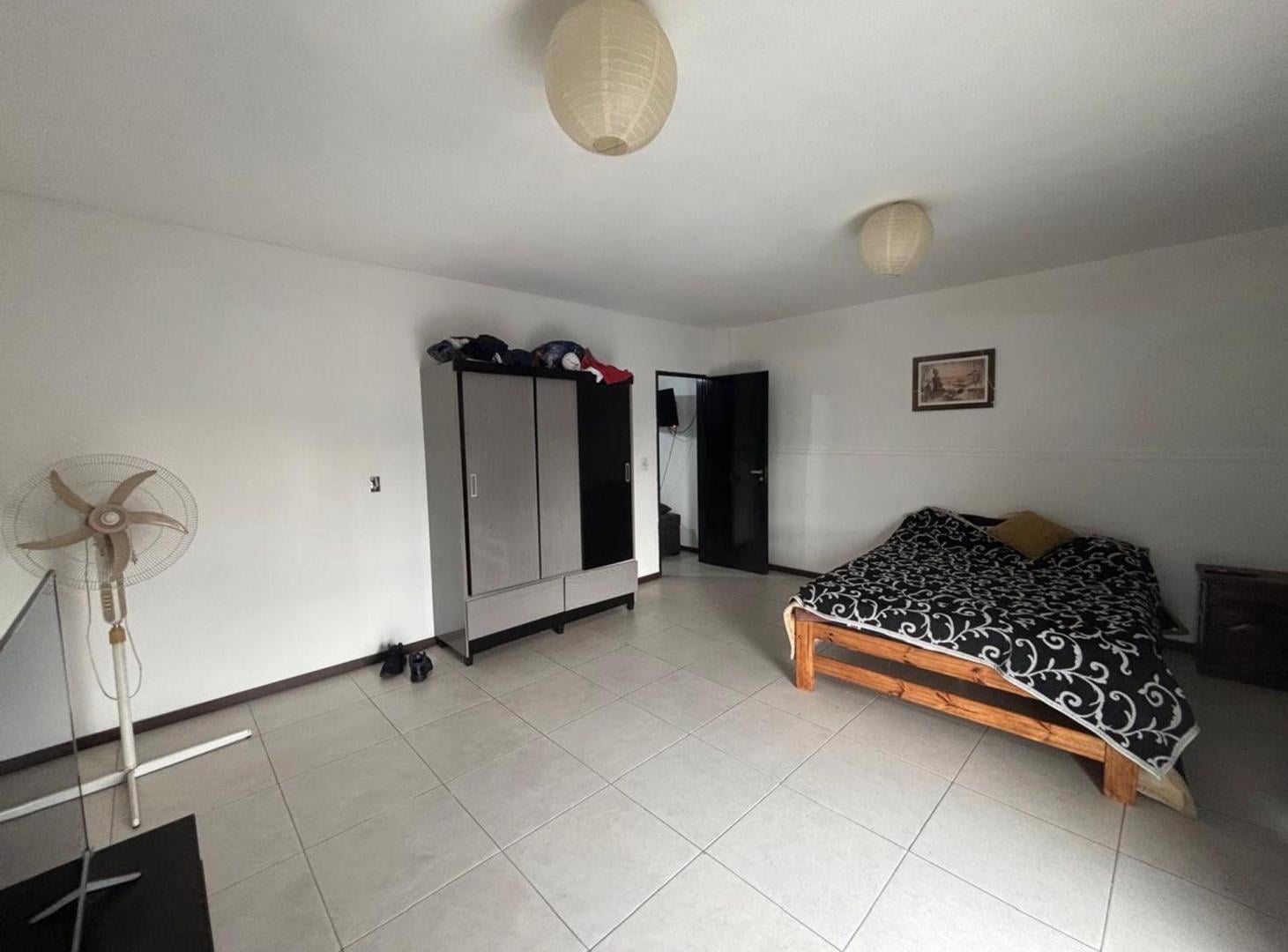 Foto de VENTA DEPTO 2 AMB AMPLIO - LINIERS-, imagen 3