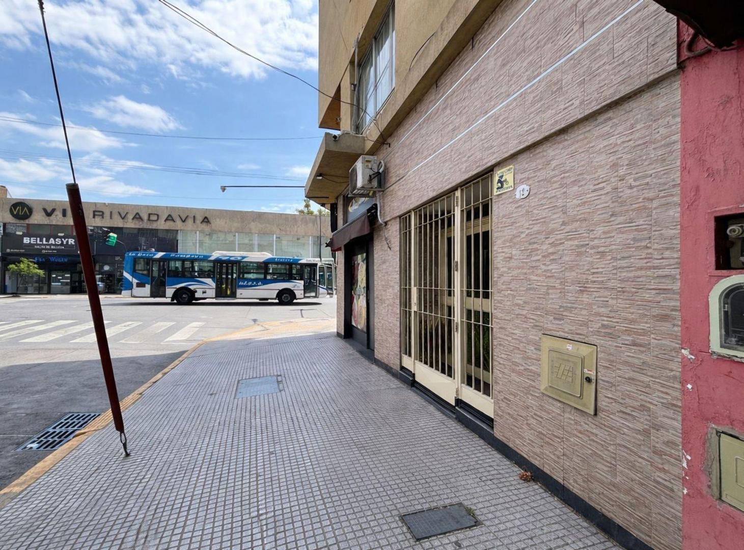 Foto de VENTA DEPTO 2 AMB AMPLIO - LINIERS-, imagen 1