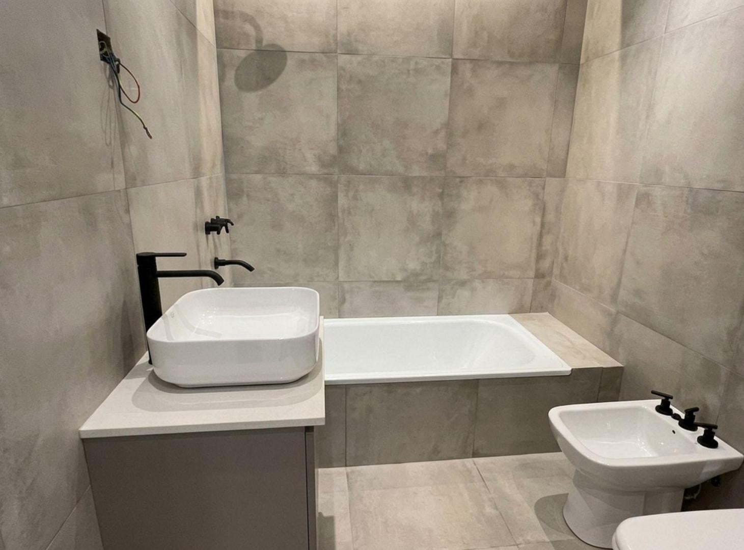 Foto de PH EN VENTA 3 AMB EN CASEROS C PATIO Y PARRILLA, imagen 4