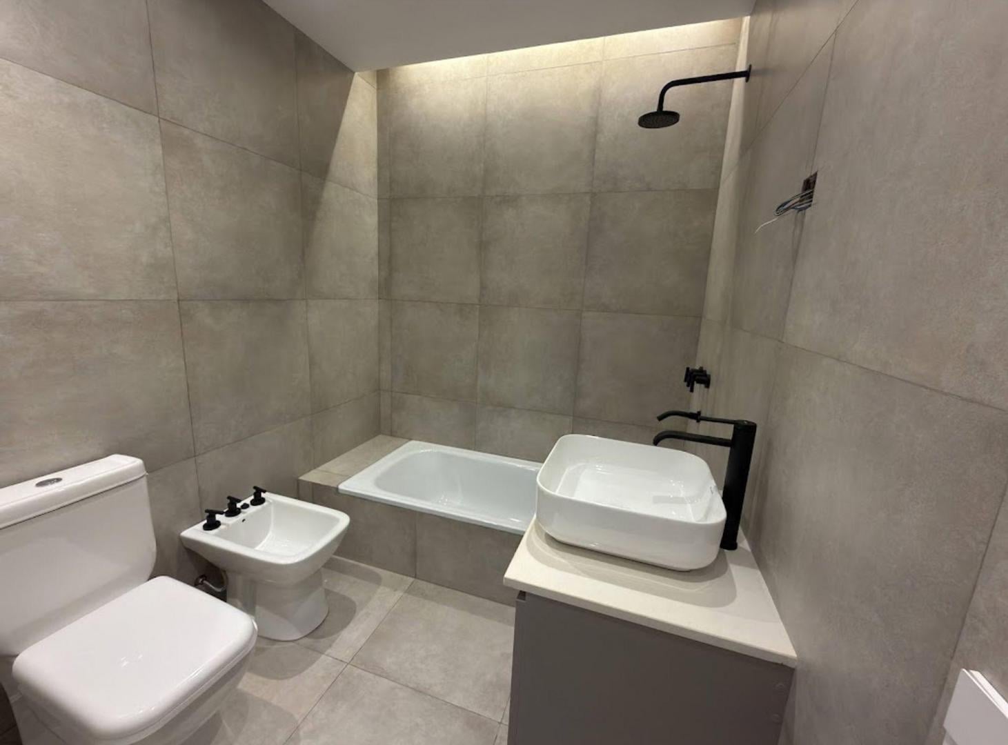 Foto de PH EN VENTA 3 AMB EN CASEROS C PATIO Y PARRILLA, imagen 4