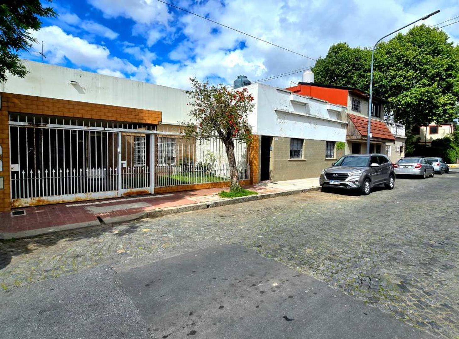 Foto de Venta CASA Versalles 4 amb Garage – Patio – Jardín, imagen 5
