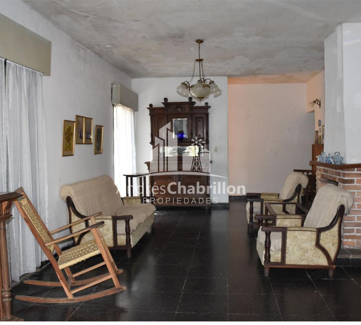 Casa a La Venta con Estilo Antiguo 2