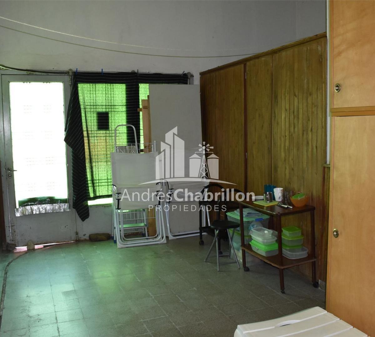 Casa a La Venta con Estilo Antiguo 1