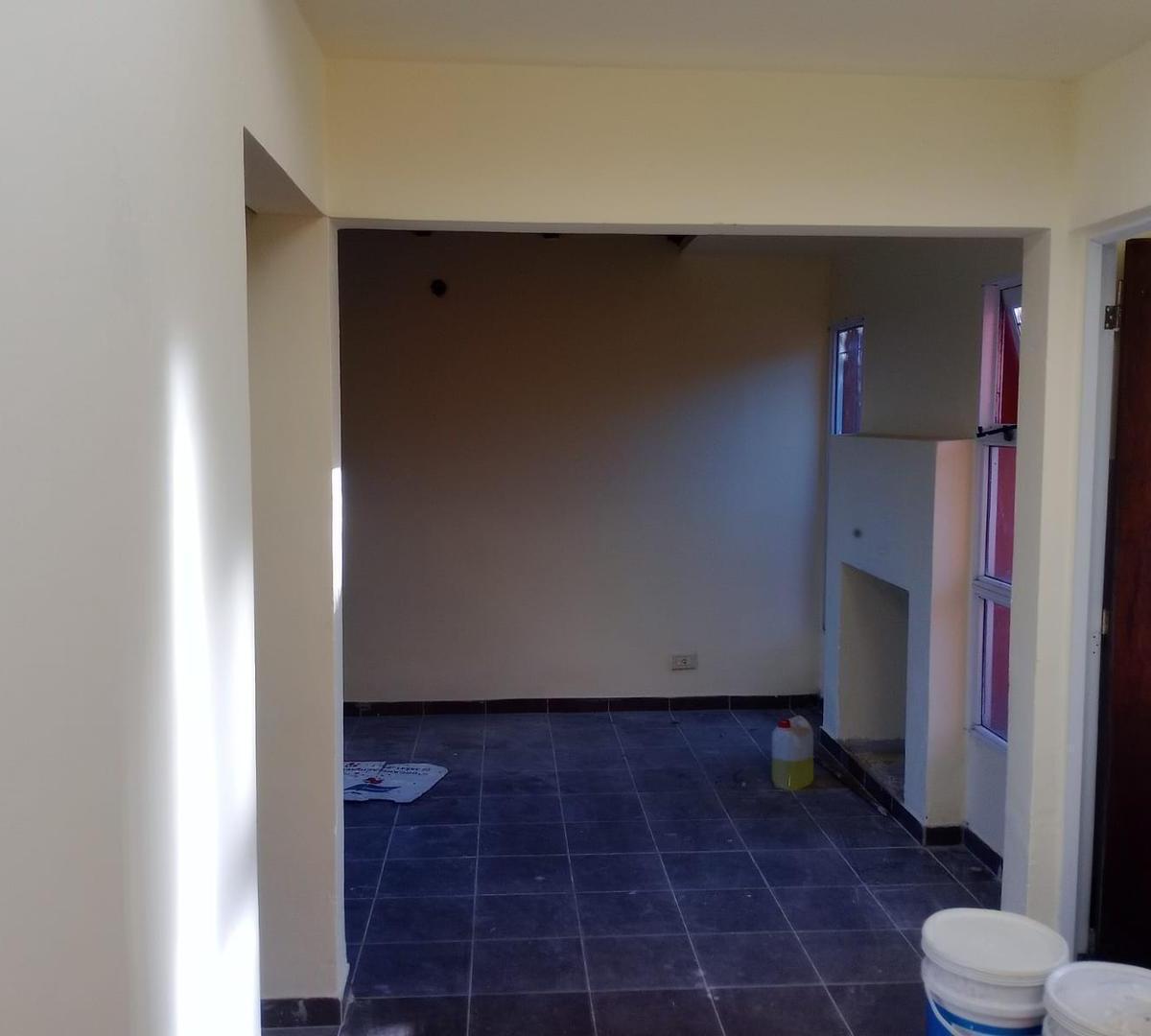 Casa Tipo Dúplex de 2 Dorm. a La Venta 4
