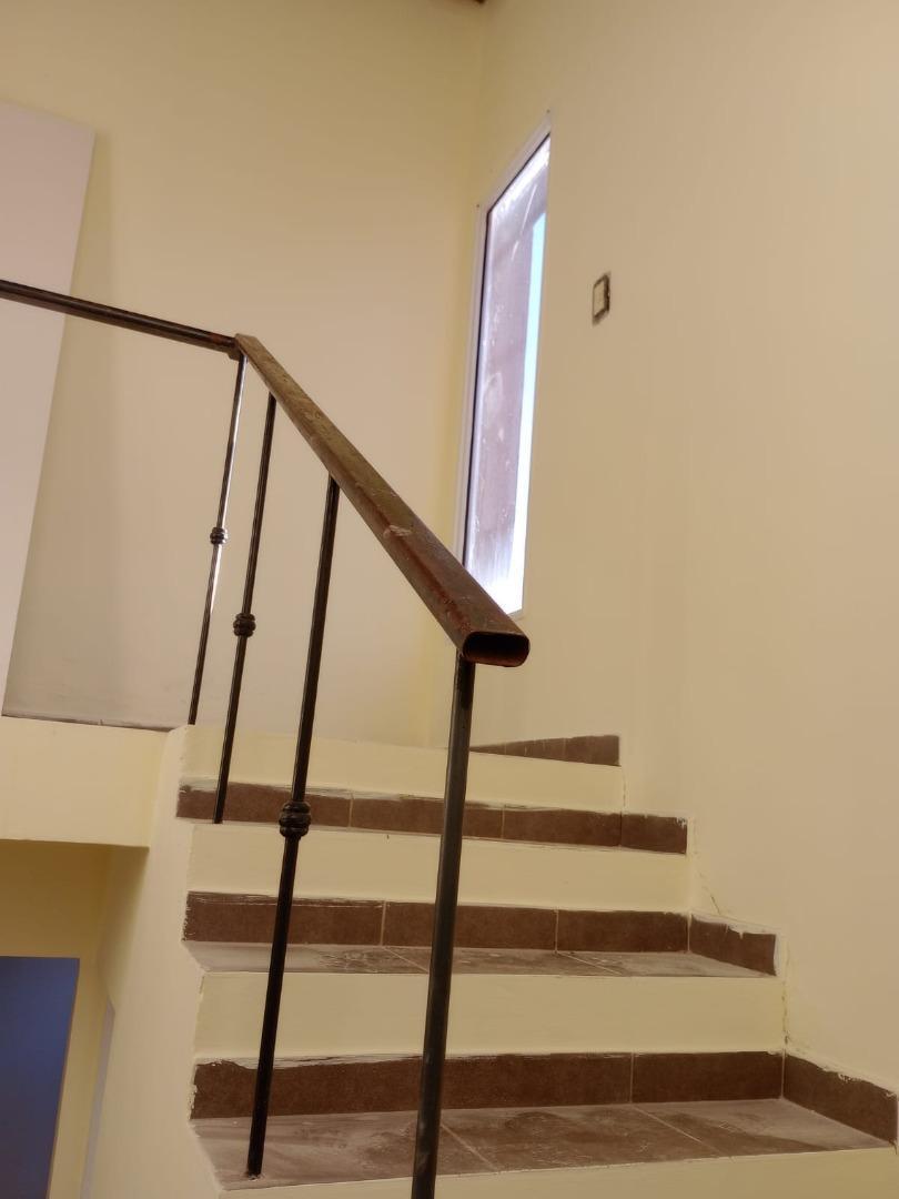 Casa Tipo Dúplex de 2 Dorm. a La Venta 3