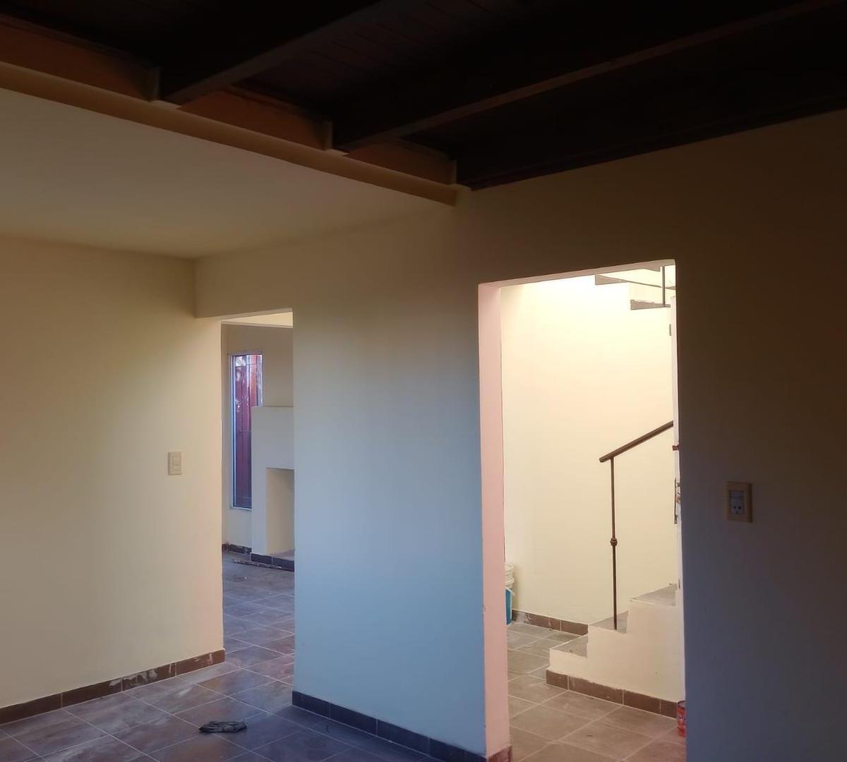 Casa Tipo Dúplex de 2 Dorm. a La Venta 2