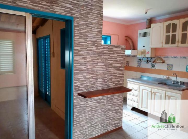Casa en venta de 3 dormitorios c/ cochera en Concordia 5