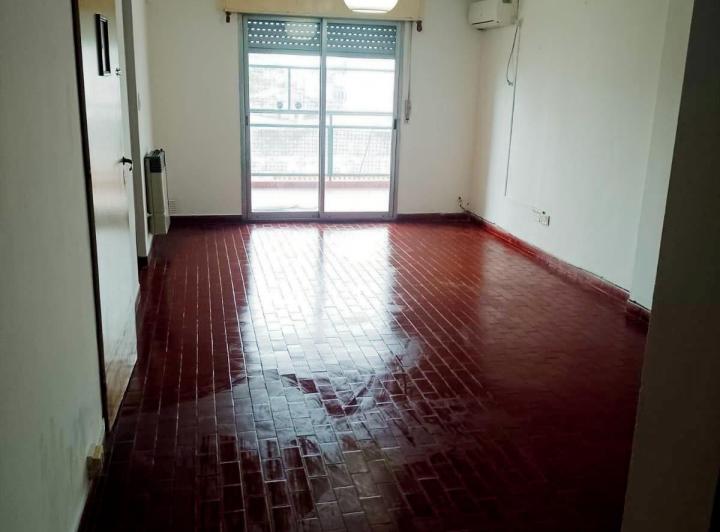 Departamento de dos dormitorios en venta centro de  Concordia 3