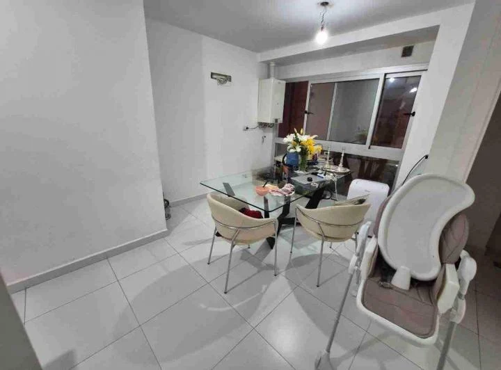 ALQUILER DE DEPARTAMENTO EN FLORES 5