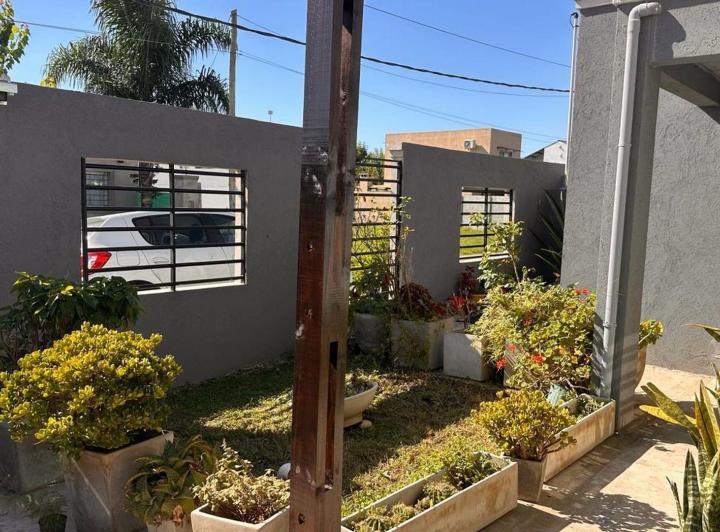 CASA EN VENTA EN BARRIO PARQUE MATHEU SEMICERRADO 3