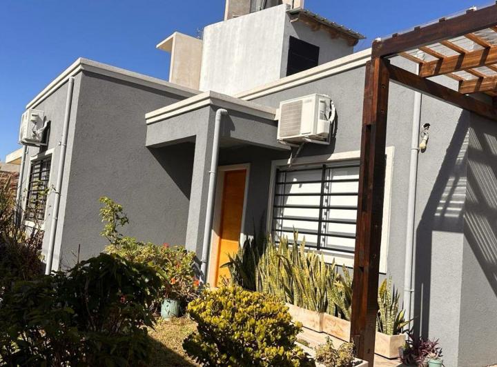 CASA EN VENTA EN BARRIO PARQUE MATHEU SEMICERRADO 2
