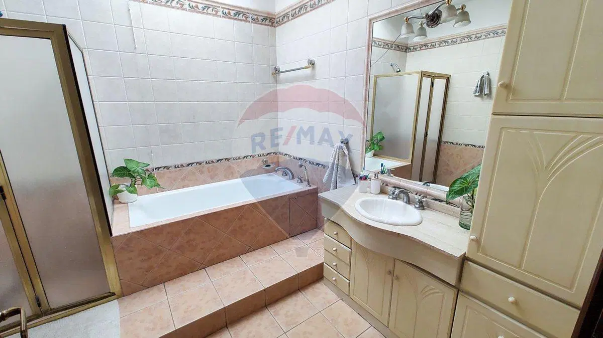VENTA - CASA 4 AMB CON PISCINA - CAMPANA CENTRO 4