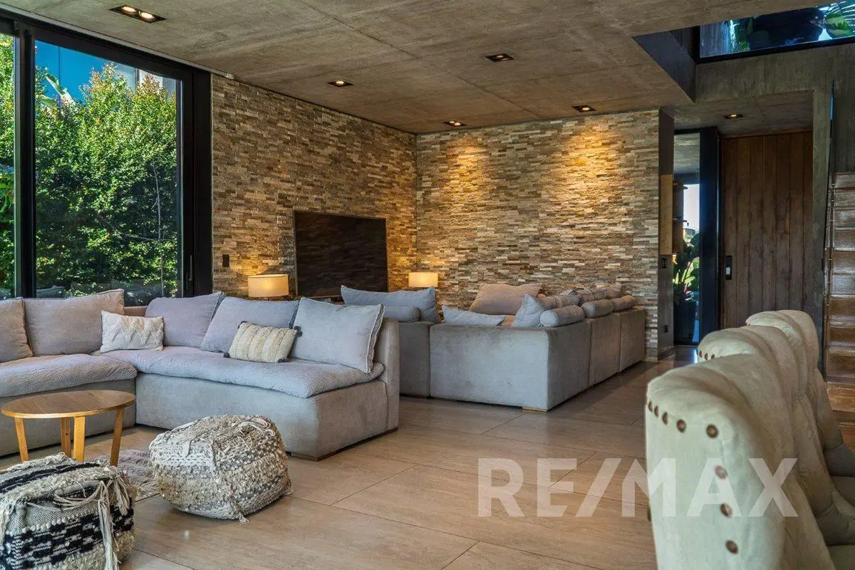 Venta casa 9 ambientes en El Yacht Nordelta 4