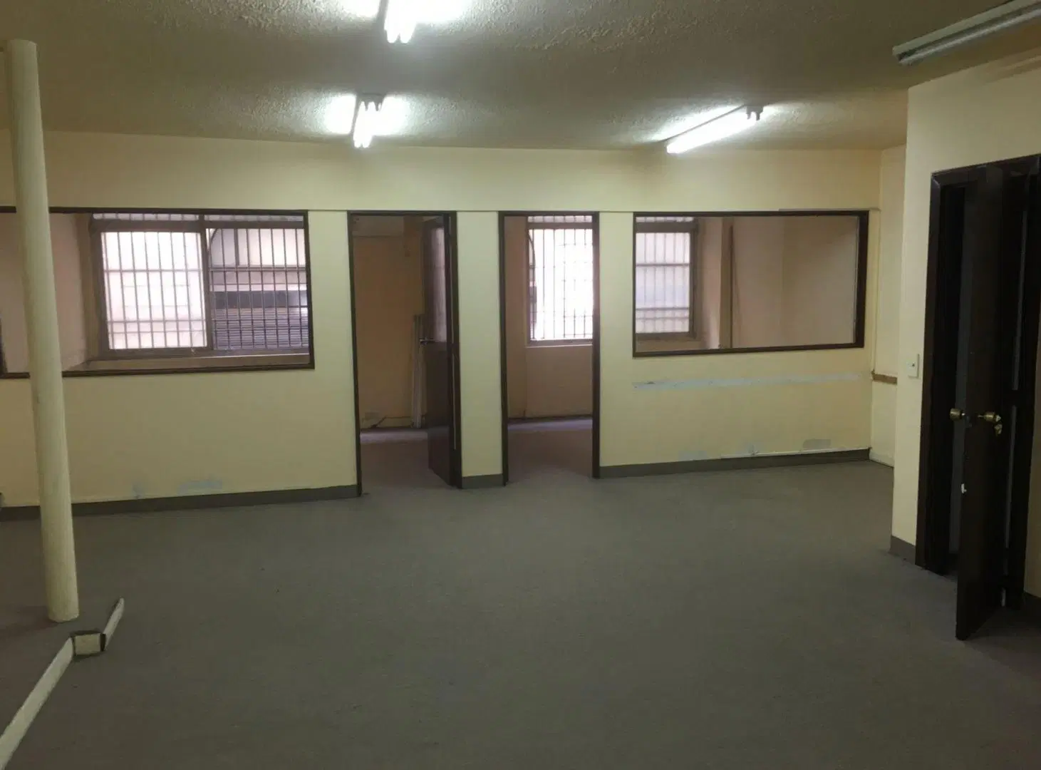 Venta oficina frente a la bolsa de comercio 80 m2 2