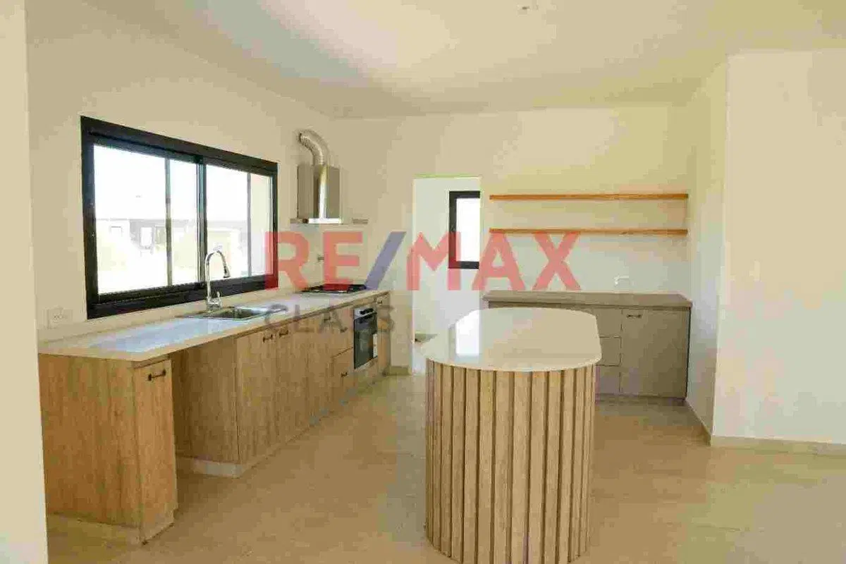 CASA EN VENTA SAN SEBASTIAN 4