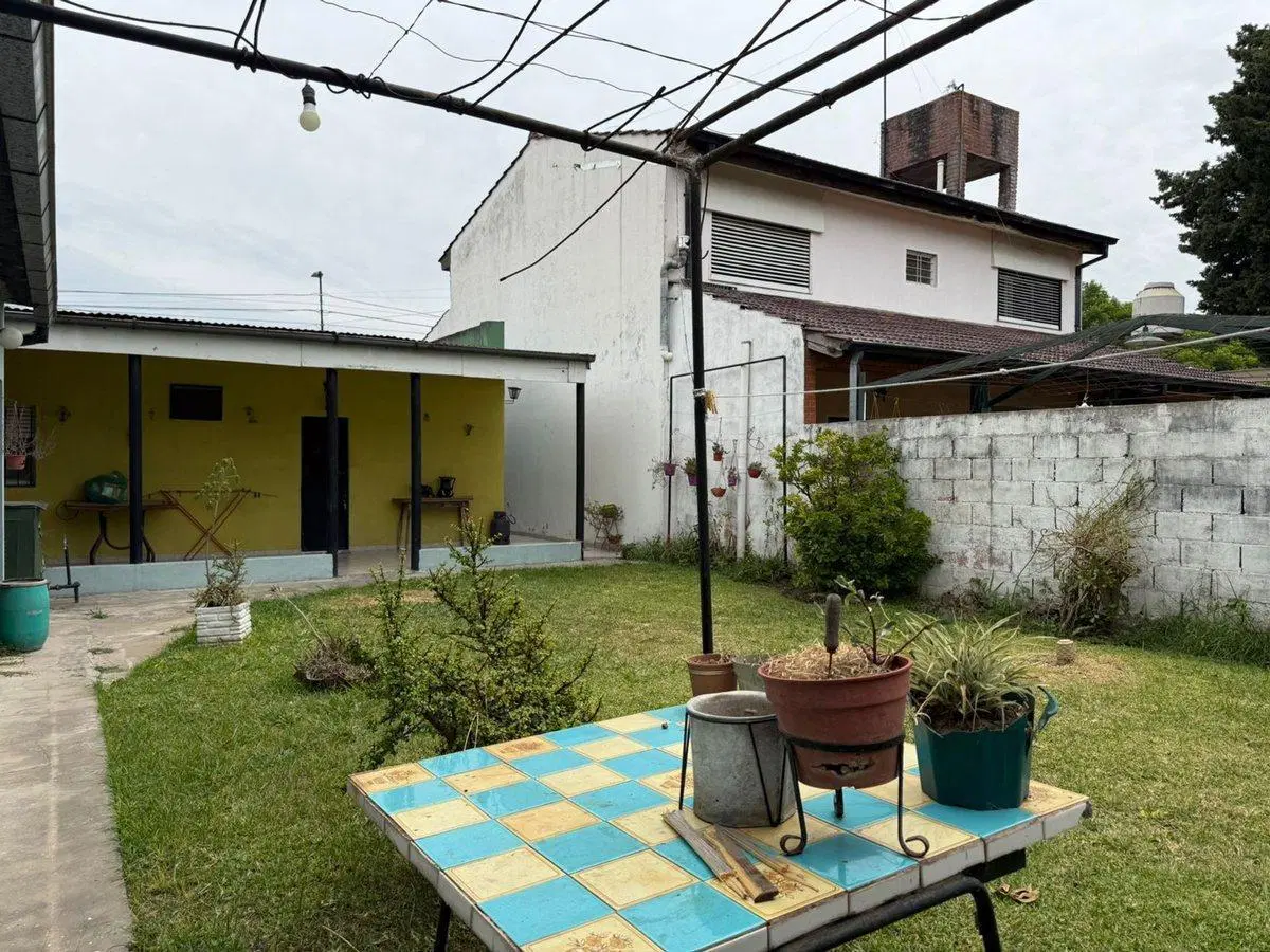 VENTA CASA 3 AMB VILLA DE MAYO MALVINAS ARGENTINAS 2