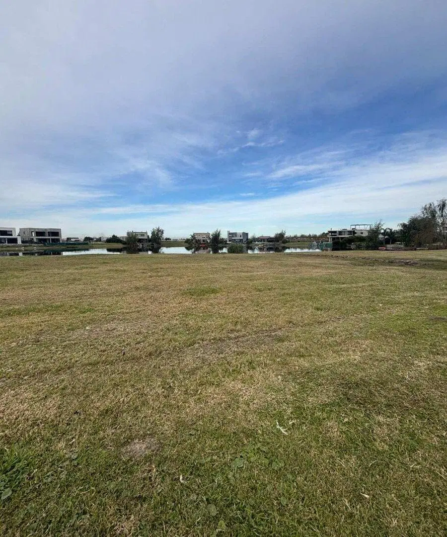 Venta Lote al agua en San Sebastián Area 9 4