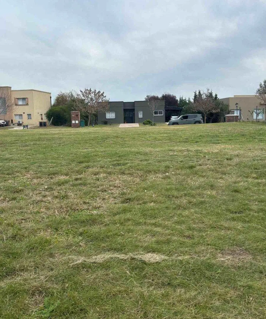 Venta lote al agua en San Sebastian Area 9 4