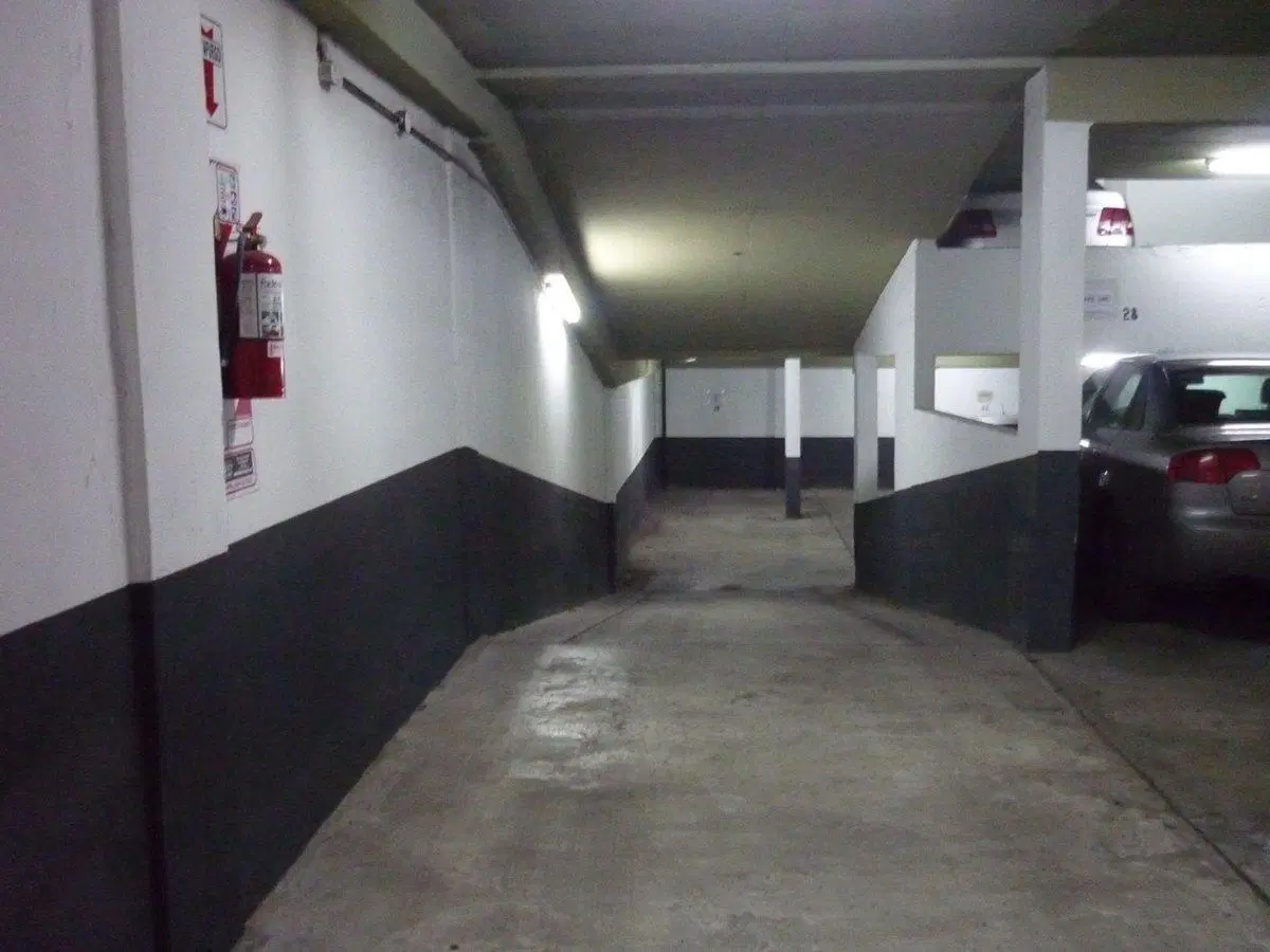 Venta cochera Av.Corrientes 3500 excelente! 4