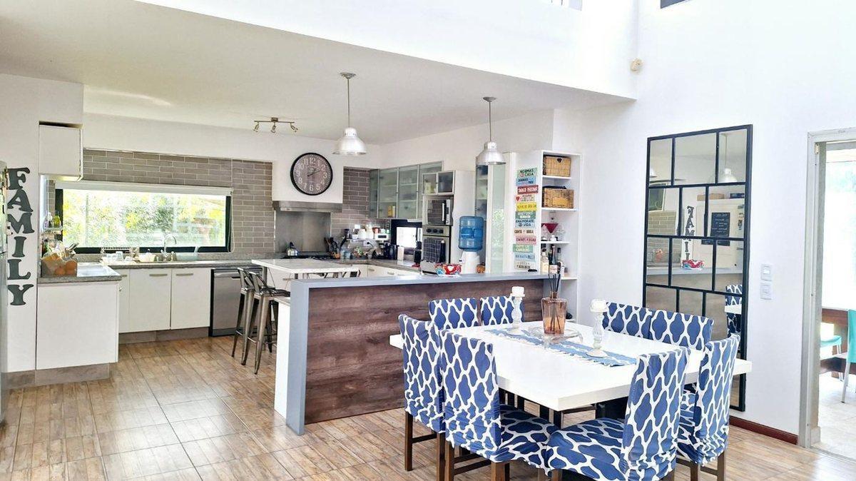 VENTA CASA BARRIO SAN MATIAS AREA 5 C/PILETA 5 AMB