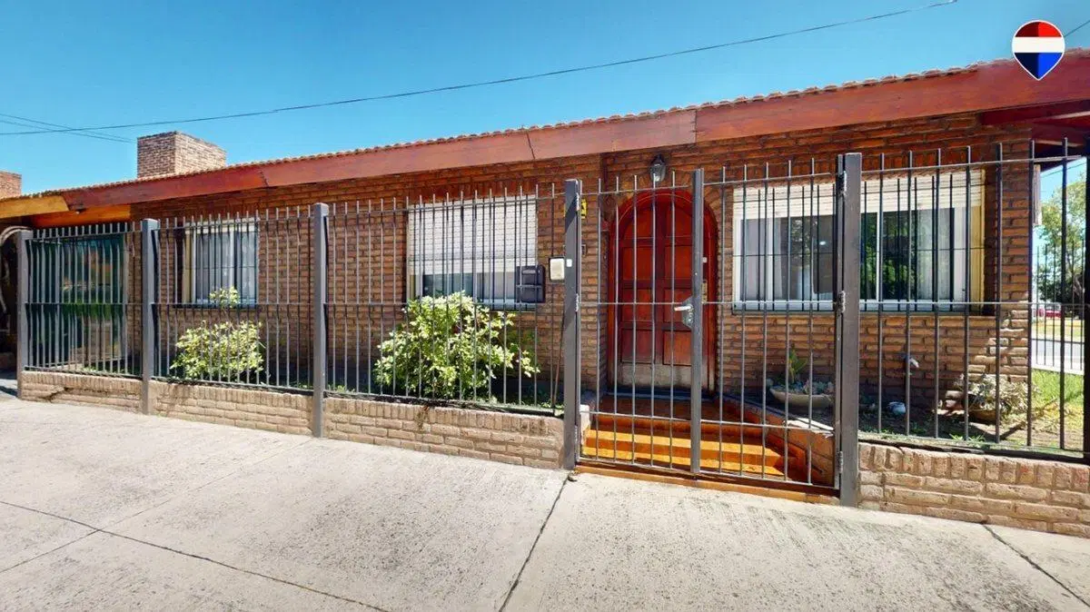 Venta Ph tipo casa con patio en Villa Adelina 3