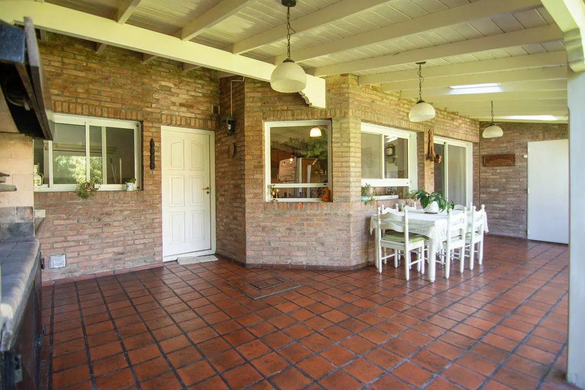 CASA EN VENTA BARRIO LA MERCED 5
