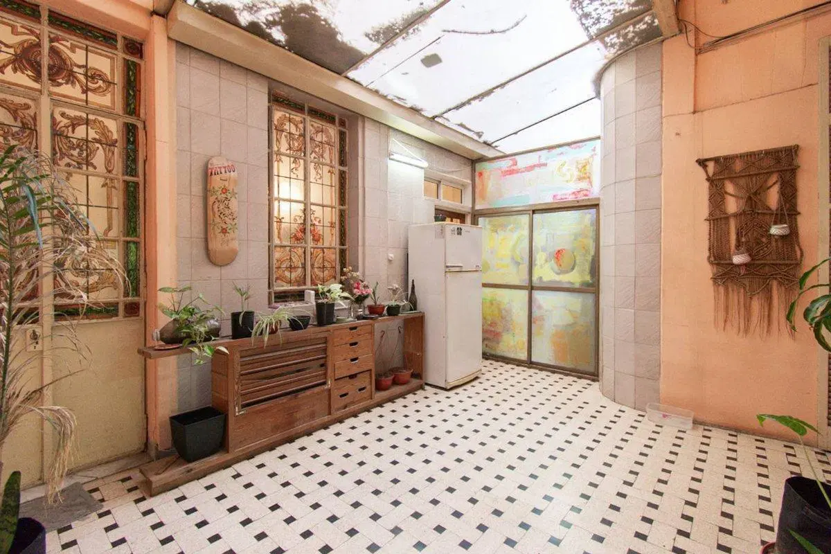VENTA DEPARTAMENTO 6 AMBIENTES CON PATIO TECHADO 4