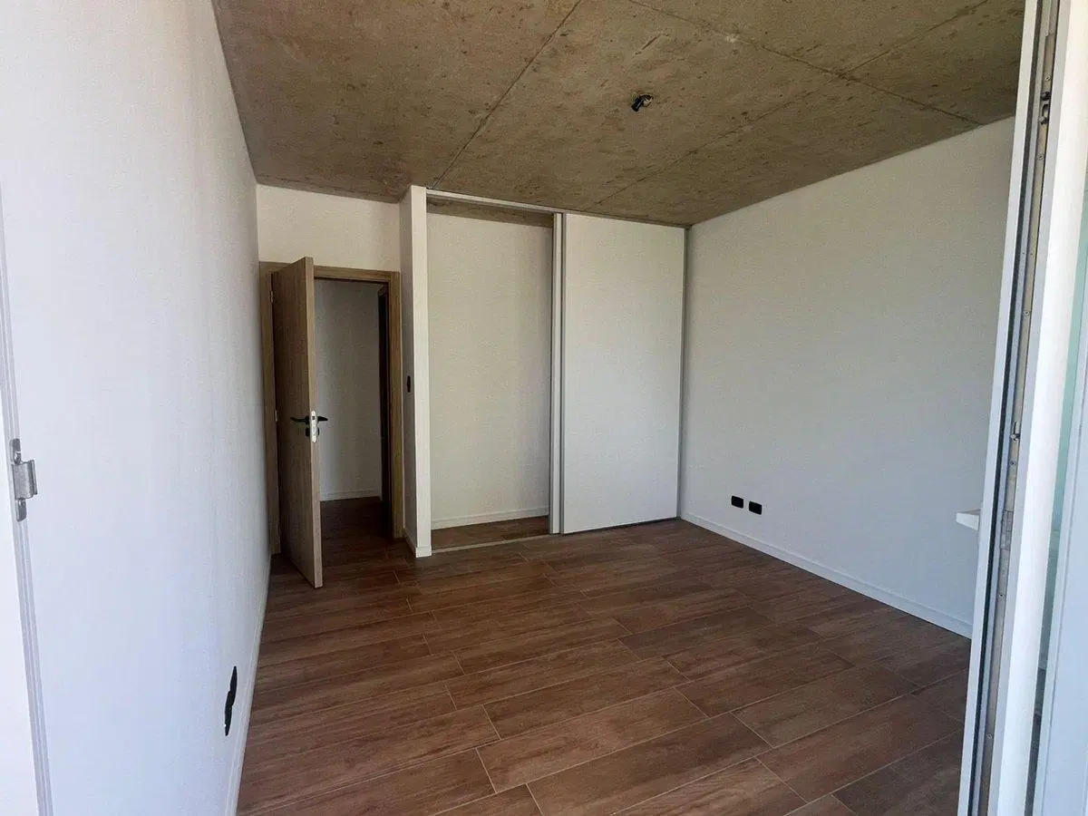 RENTA 2 amb premium balcón y cochera Pilar 4