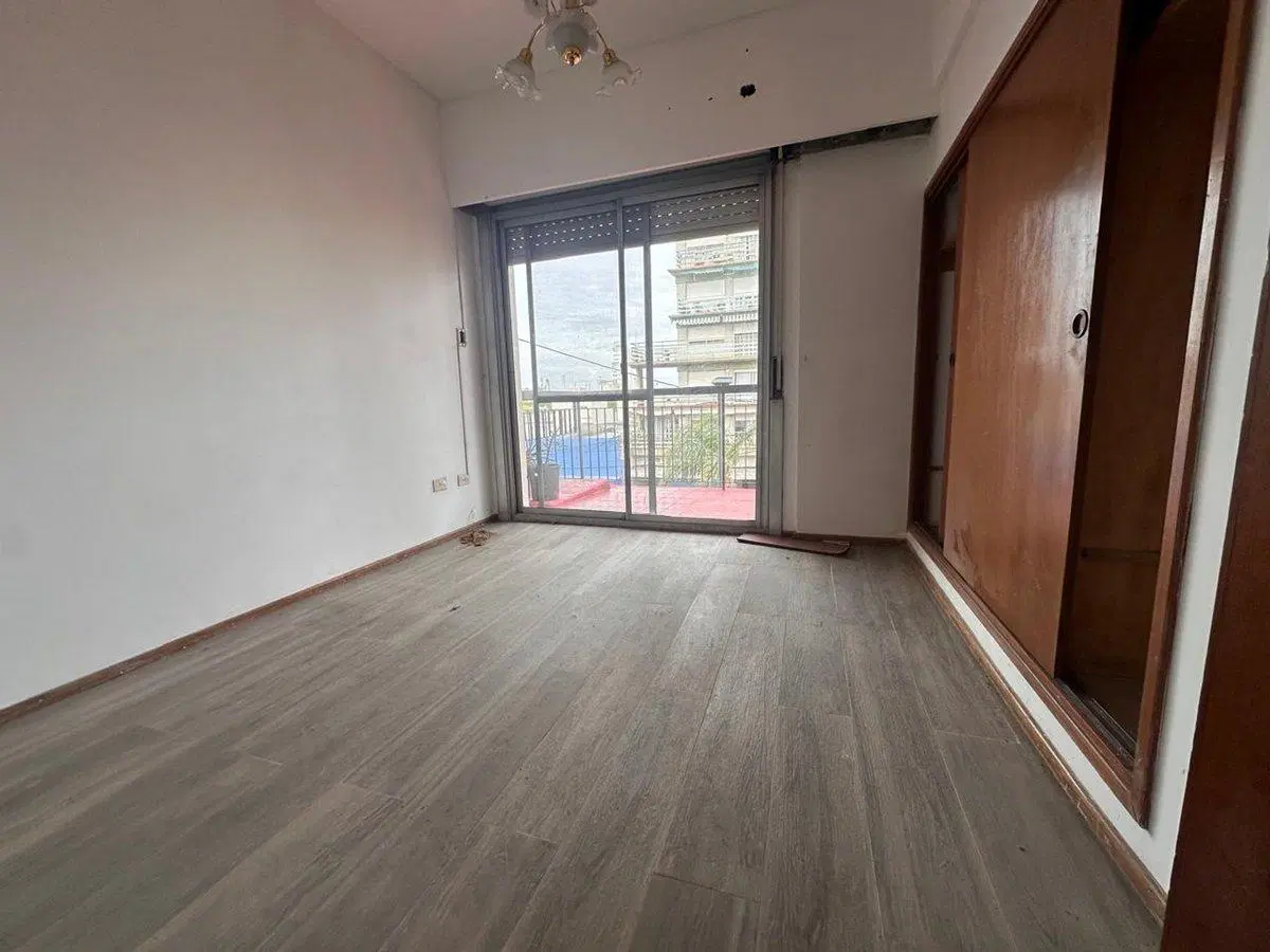 VENTA DEPARTAMENTO 6 AMBIENTES EN CAMPANA CENTRO 2