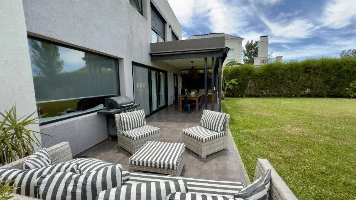 VENTA CASA 5 AMB SAN GABRIEL A LA LAGUNA 2