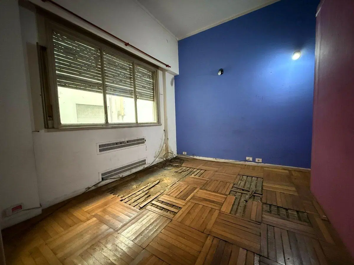 VENTA DEPARTAMENTO A RECICLAR 1° PISO ZONA RETIRO 2