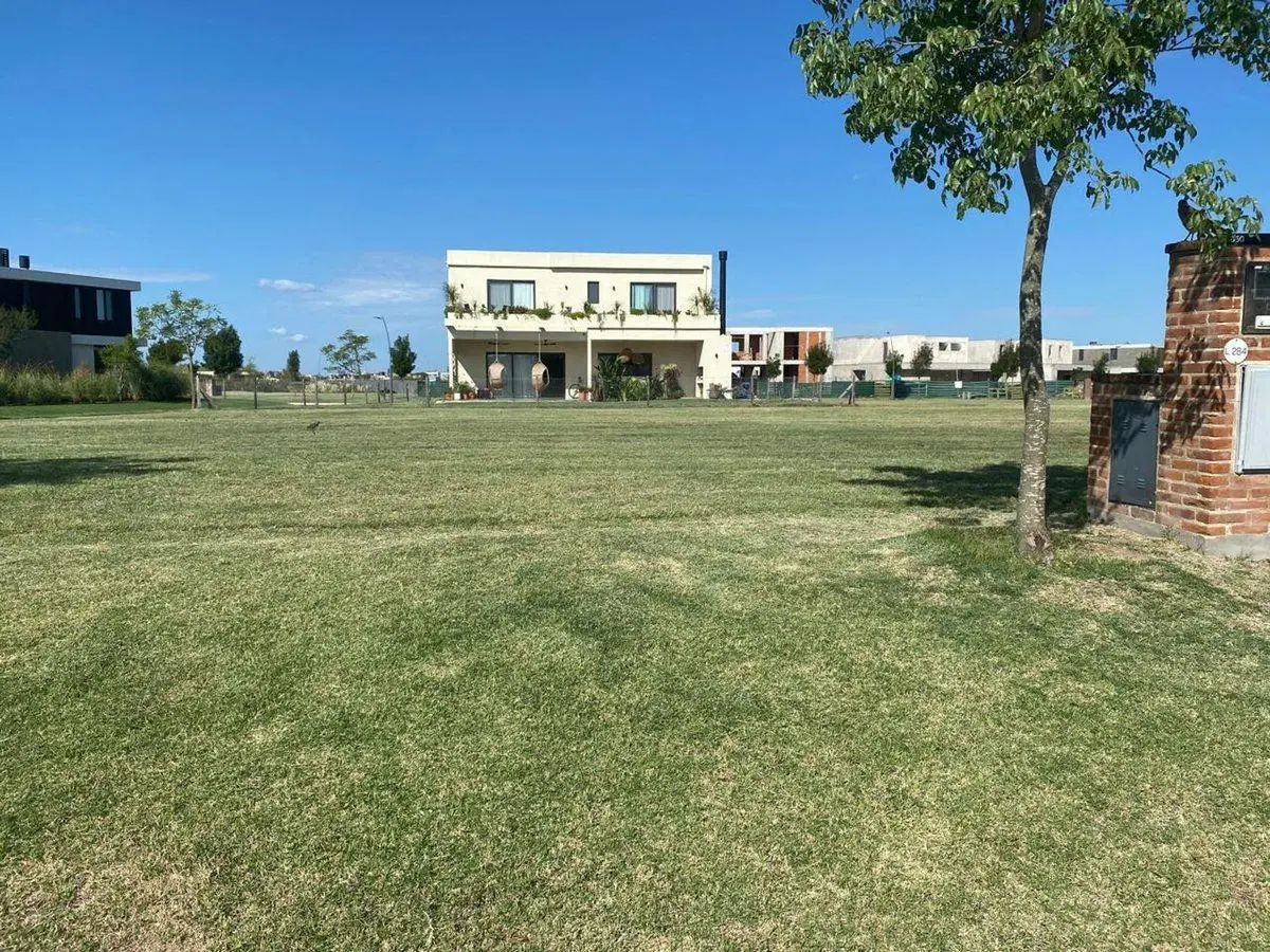Venta lote Interno en Riberas, Puertos 3