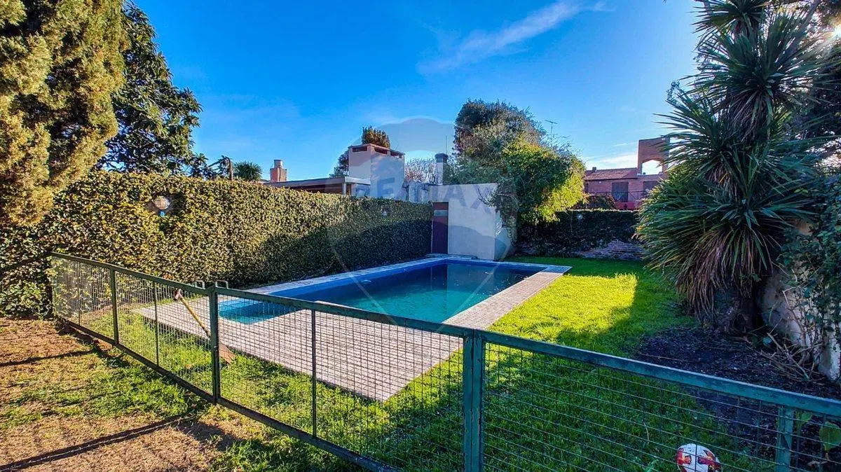 VENTA - CASA 4 AMB CON PISCINA - CAMPANA CENTRO 5