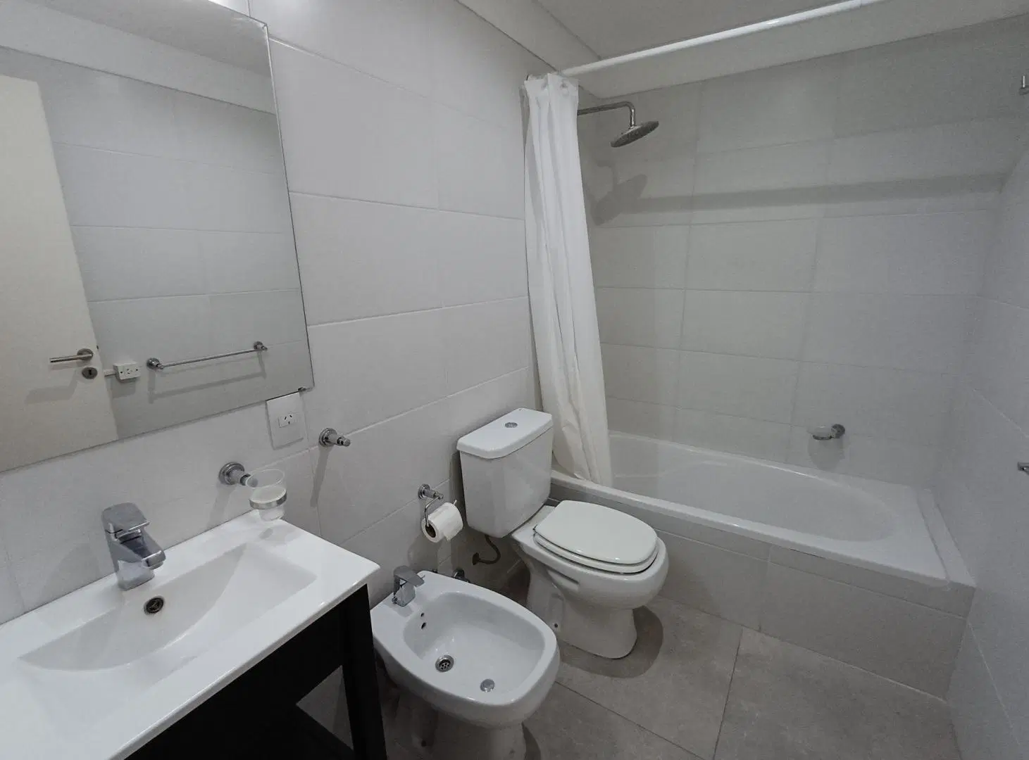 Venta Monoambiente c/cochera Villa del lago, Pilar 3