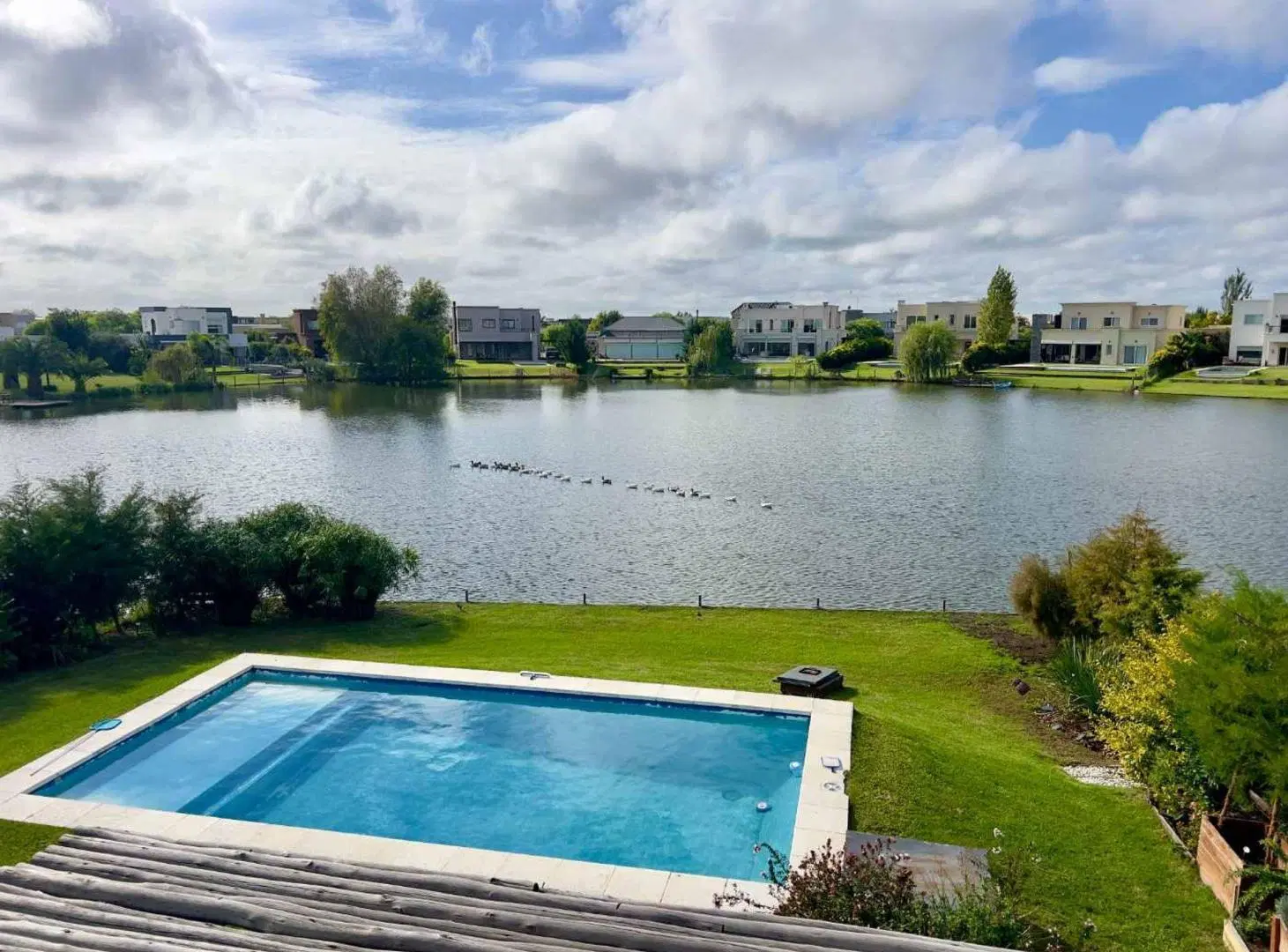 VENTA CASA 6 AMBIENTES CANTON NORTE A LA LAGUNA 8