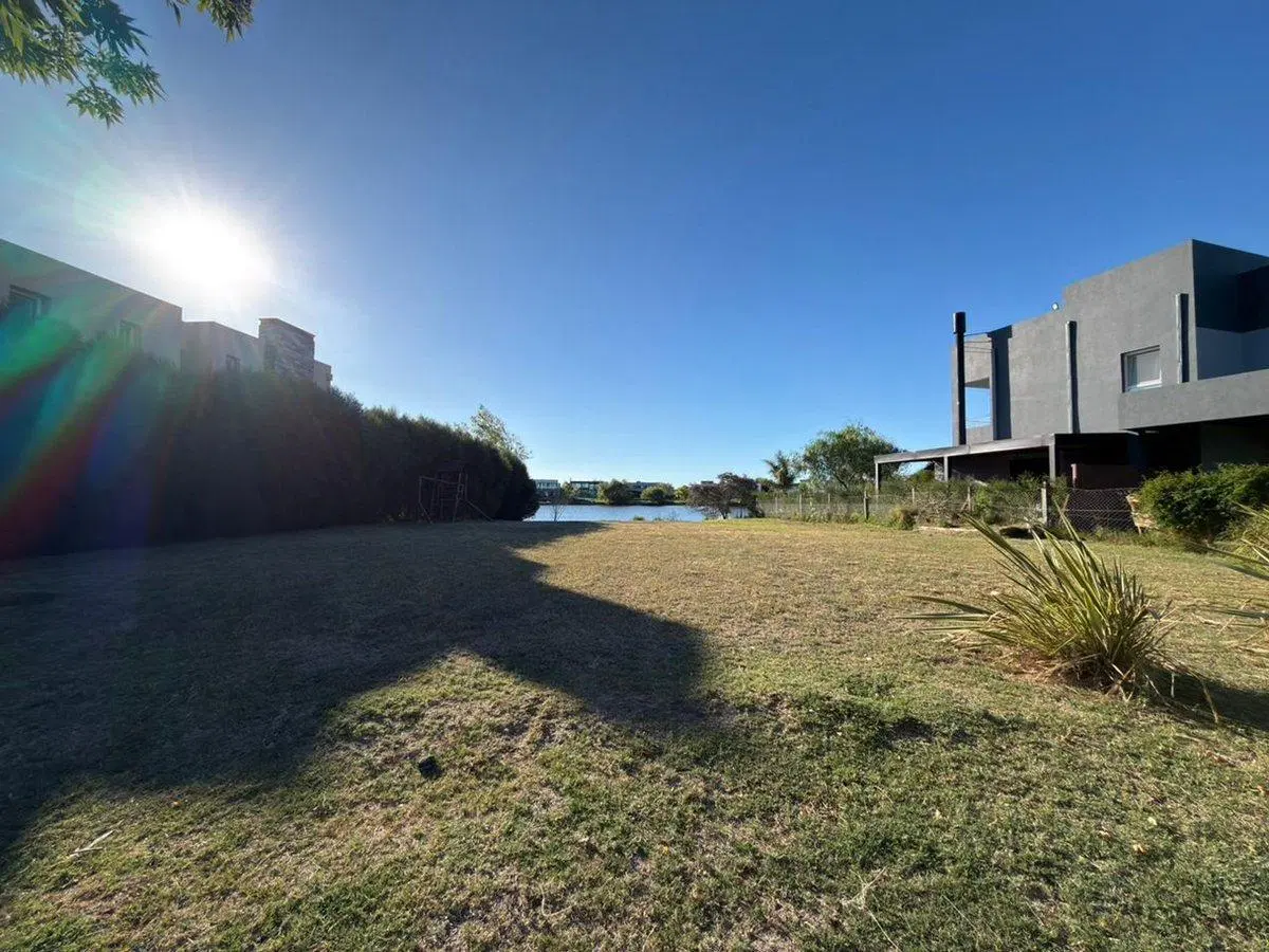 VENTA Lote al agua en El Cantón Puerto OPORTUNIDAD 5