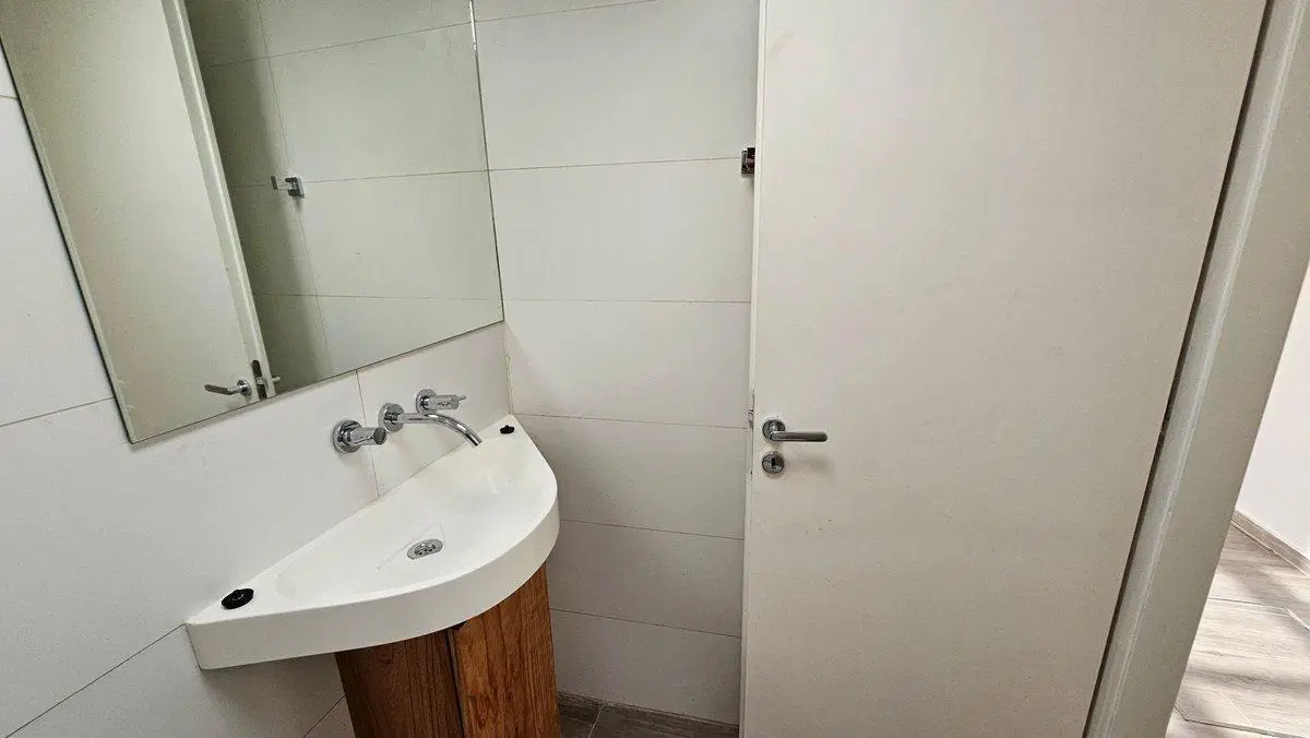 VENTA PH DEPARTAMENTO TIPO CASA BARRIO DE ALMAGRO 4