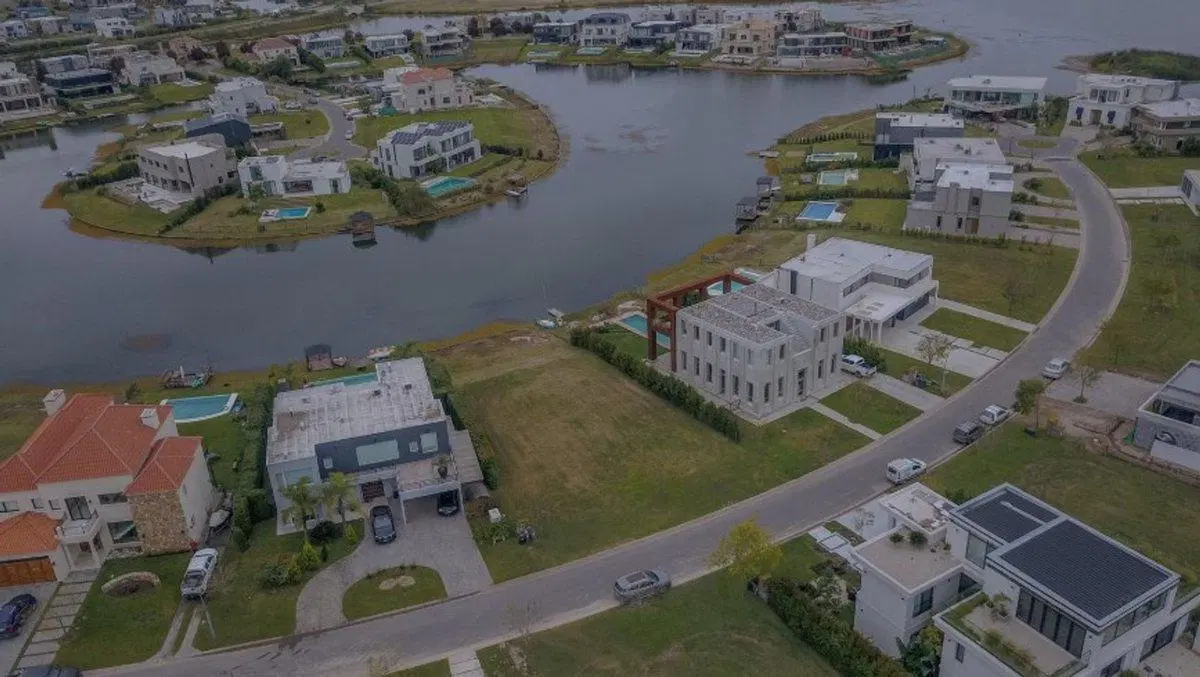 Venta lote al agua BARRIO MUELLES PUERTOS DEL LAGO 4