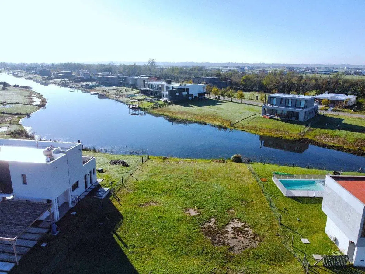 Venta Lote a la Laguna El Naudir, Escobar 2