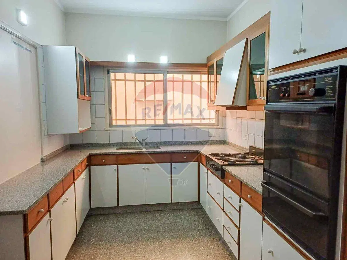ALQUILER OFICINA COMERCIAL - PILAR CENTRO 2