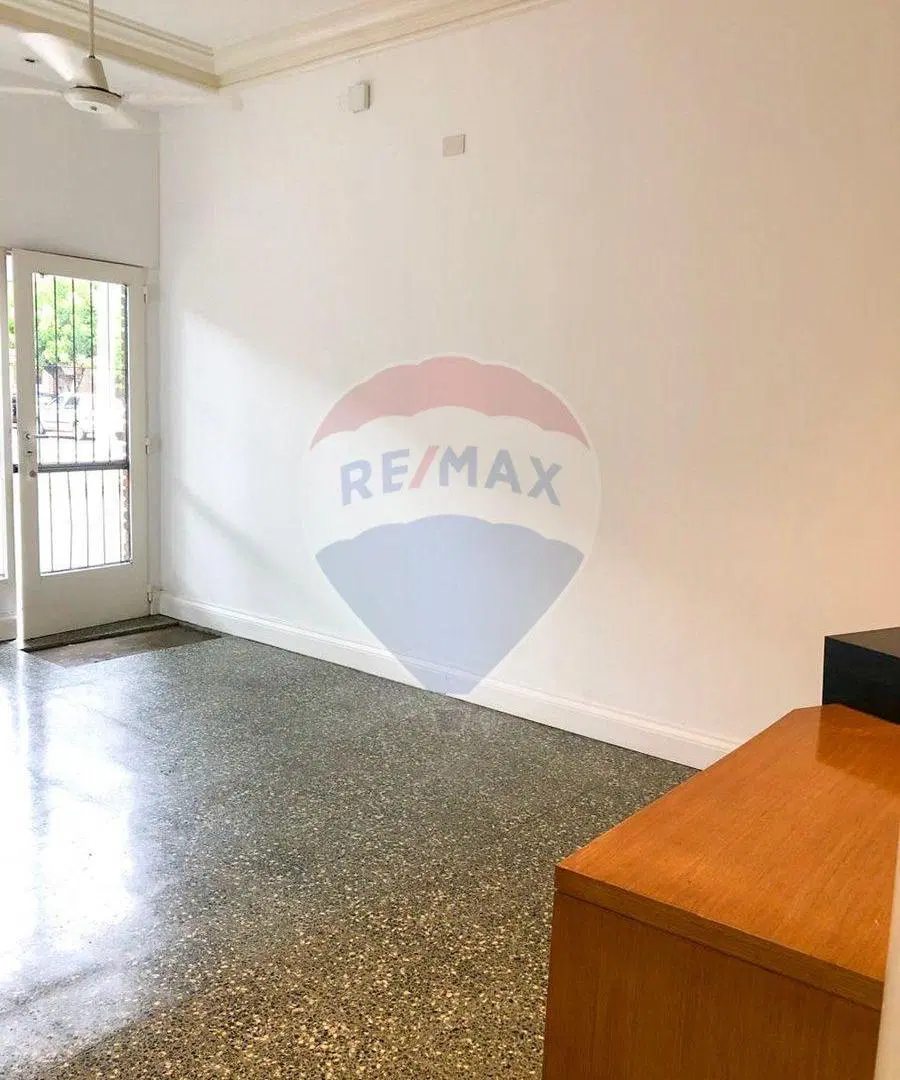 ALQUILER LOCAL COMERCIAL - PILAR CENTRO 3