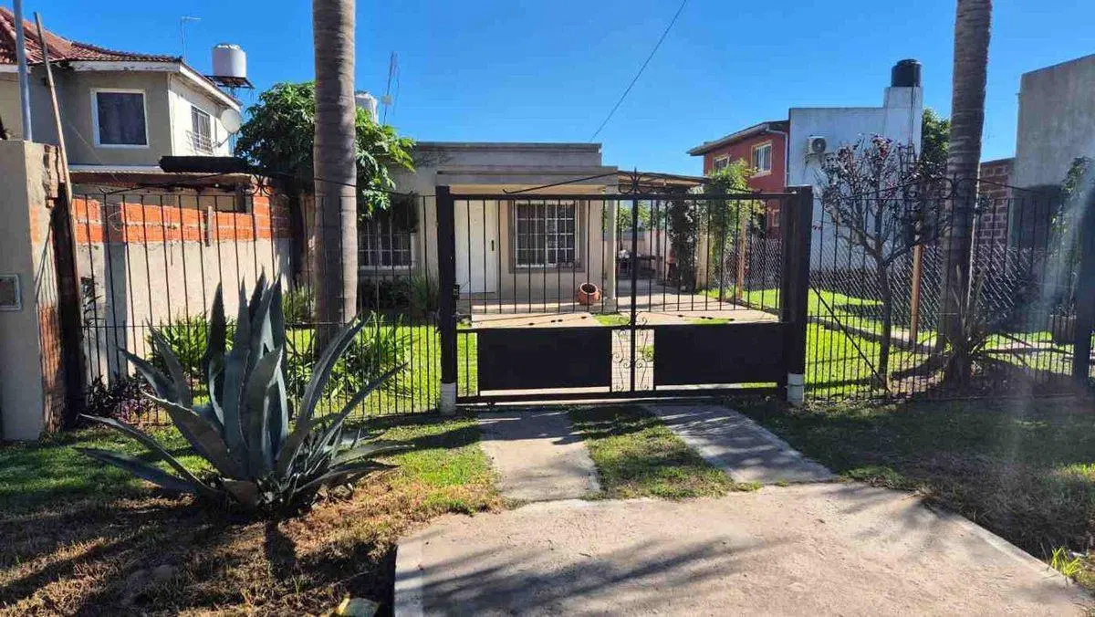 VENTA DE CASA EN PILAR 3