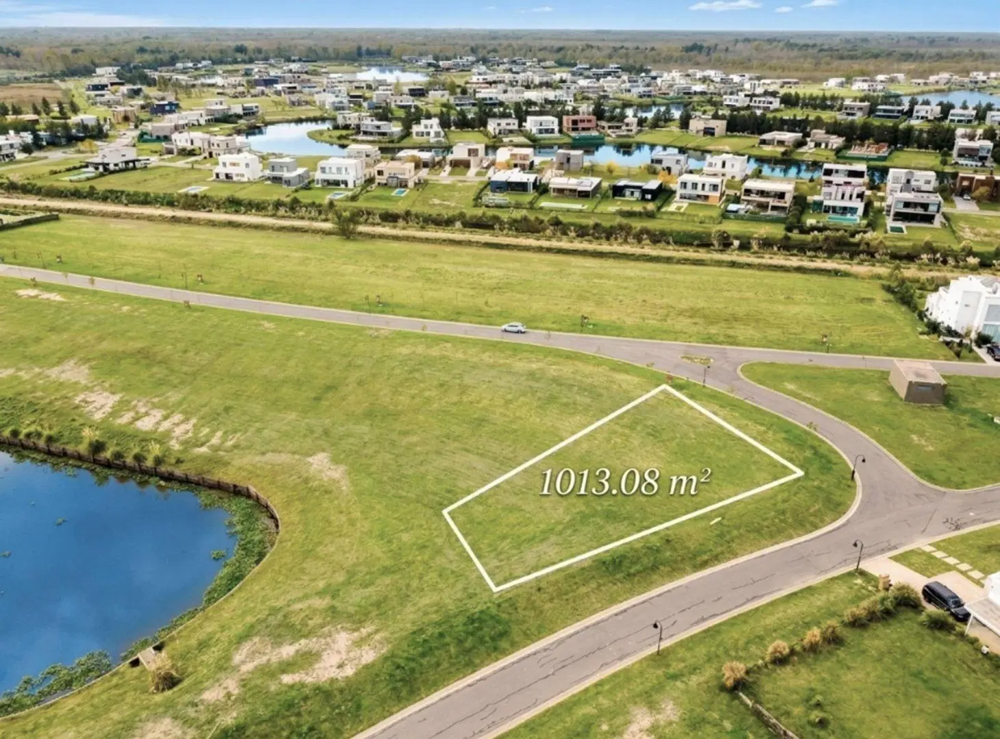 Lote en Venta de 1013m²-Orientación NO y vista RIO 4
