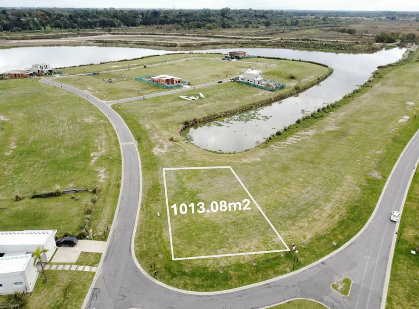 Lote en Venta de 1013m²-Orientación NO y vista RIO 2