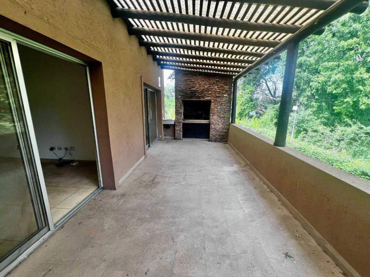 VENTA DPTO 3 AMB COCHERA APTO CREDITO PILAR 4